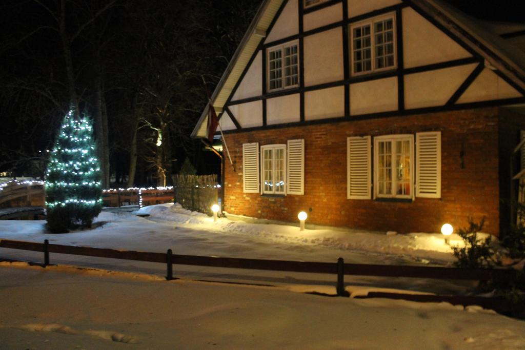 Bernāti Guest House Nicava מראה חיצוני תמונה