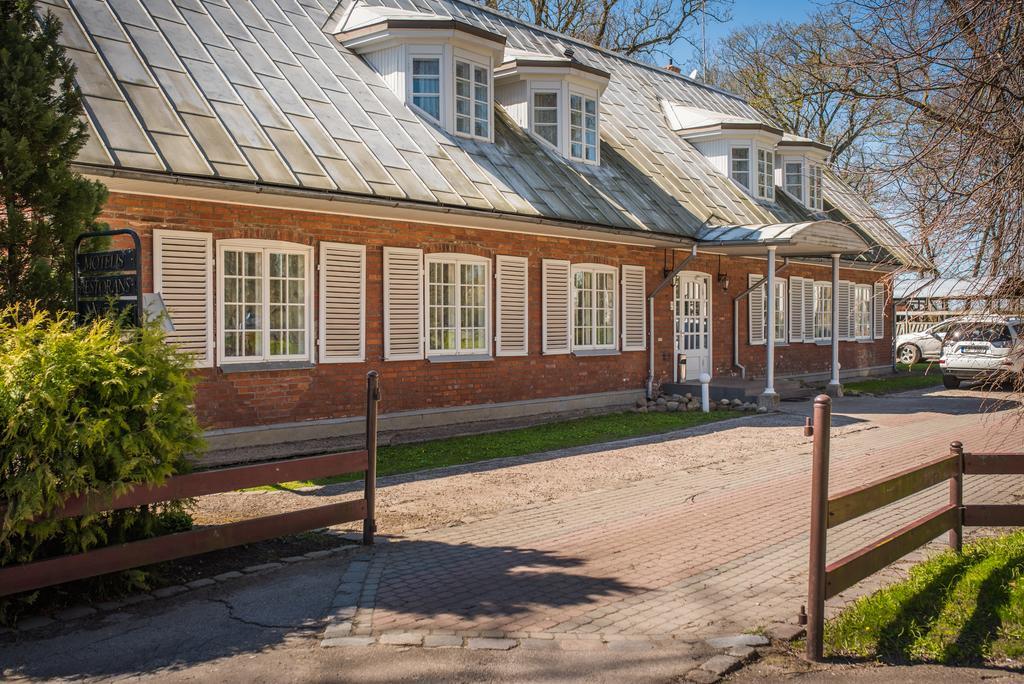 Bernāti Guest House Nicava מראה חיצוני תמונה